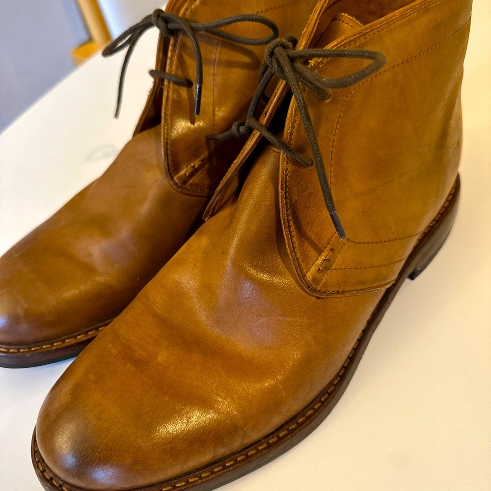 Fine leather, original Frye chukka boots, size 10.5, excellent condition